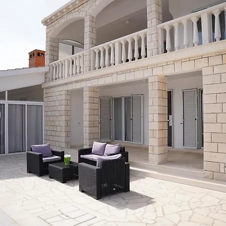 Гостевой дом House Nova