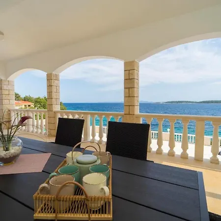 Гостевой дом House Nova 4*