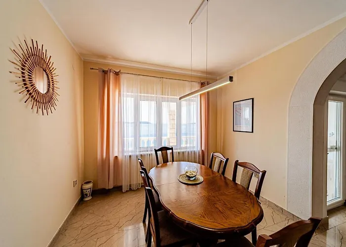 Casa de hóspedes House Nova 4*