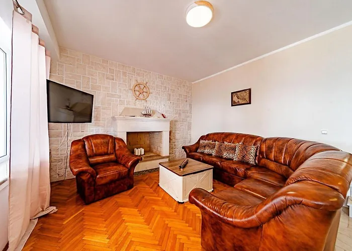 House Nova