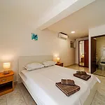 House Nova 4* Blato (Korcula)
