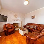 House Nova