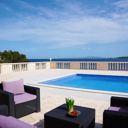House Nova Gasthof 4*