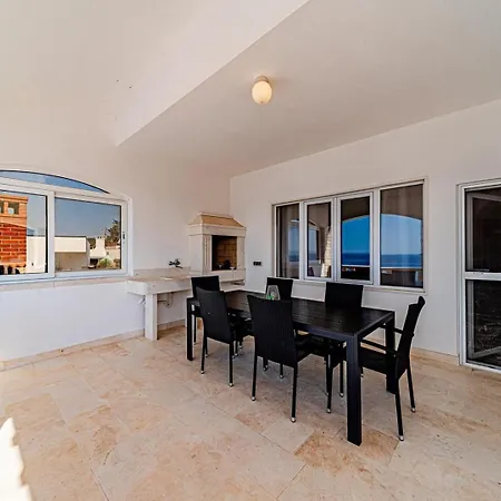 House Nova 4* Blato (Korcula)